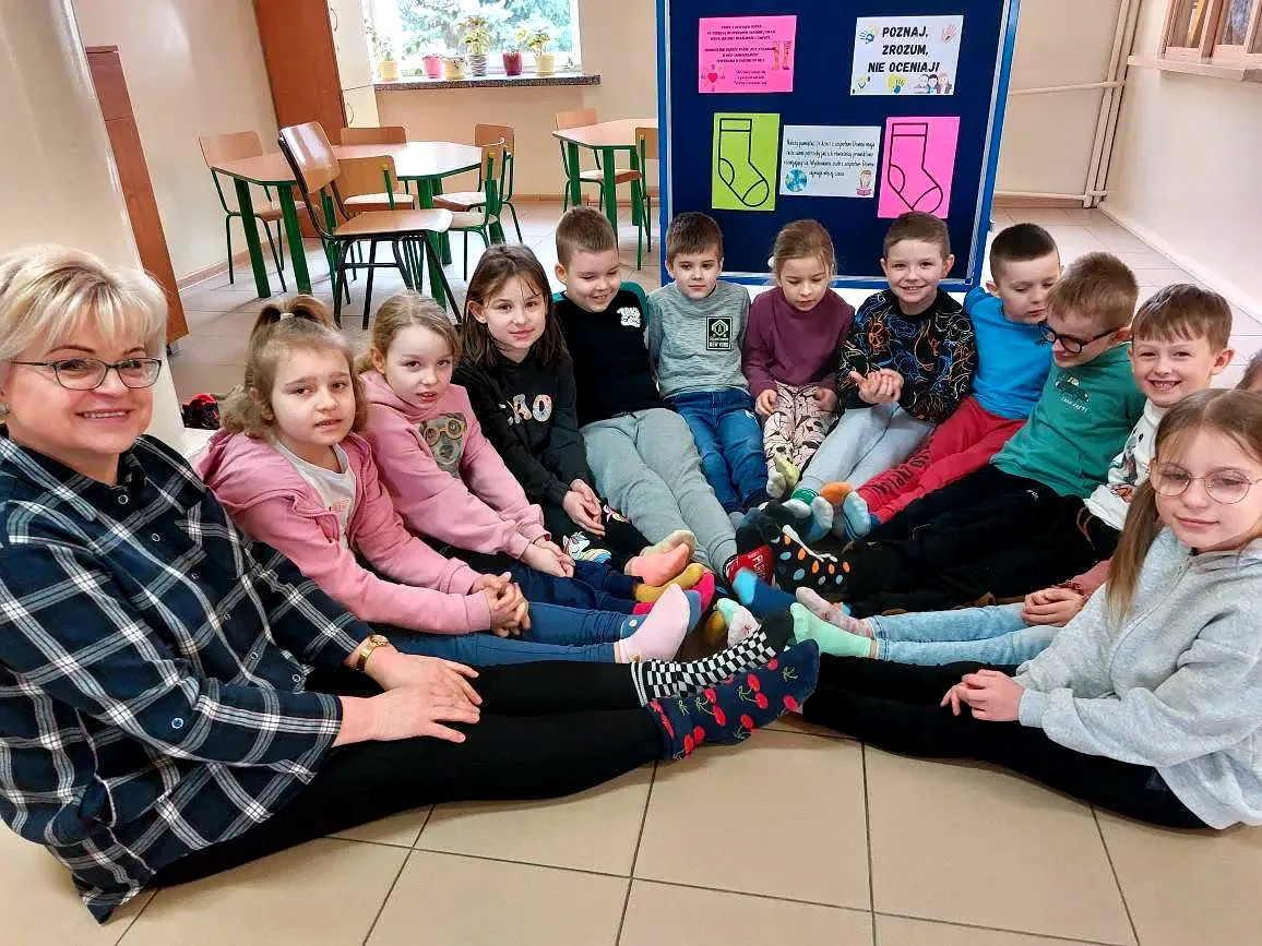 Dzień Kolorowej Skarpetki w Szkole Podstawowej w Miedznie